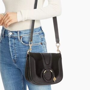 See by Chloé
Hana Leather Crossbody Bag black